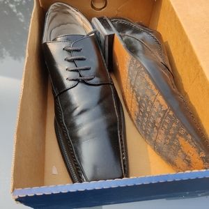 Stacey Adams dress shoes